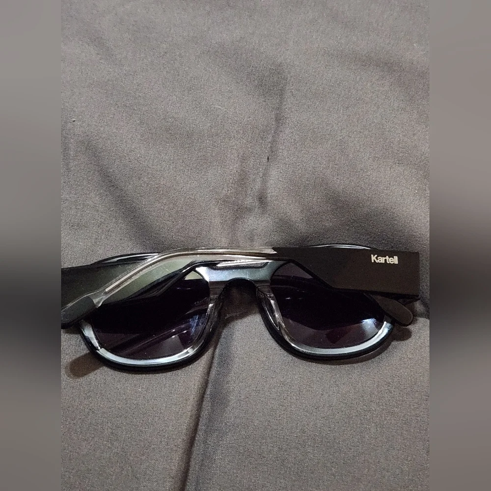 Kartell KL502S Borderino Round Sunglasses Unisex